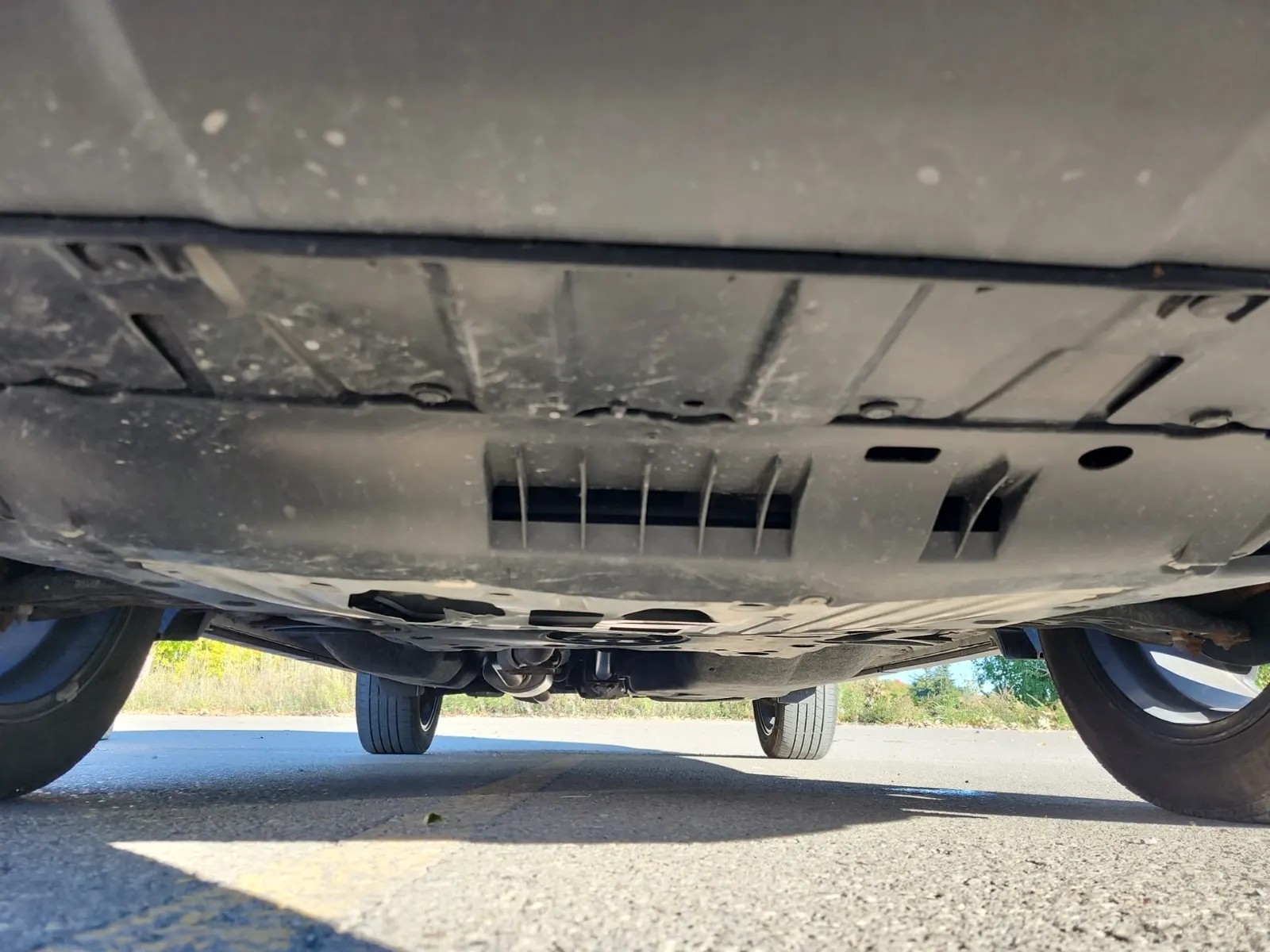 Undercarriage - Front Photo