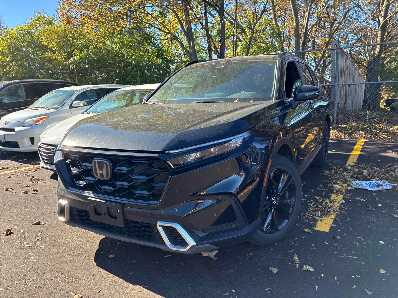 3/4 Front (Main image)