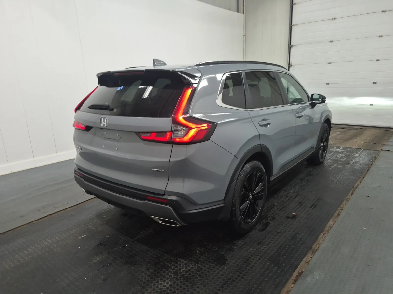Passenger Rear 3/4 Photo