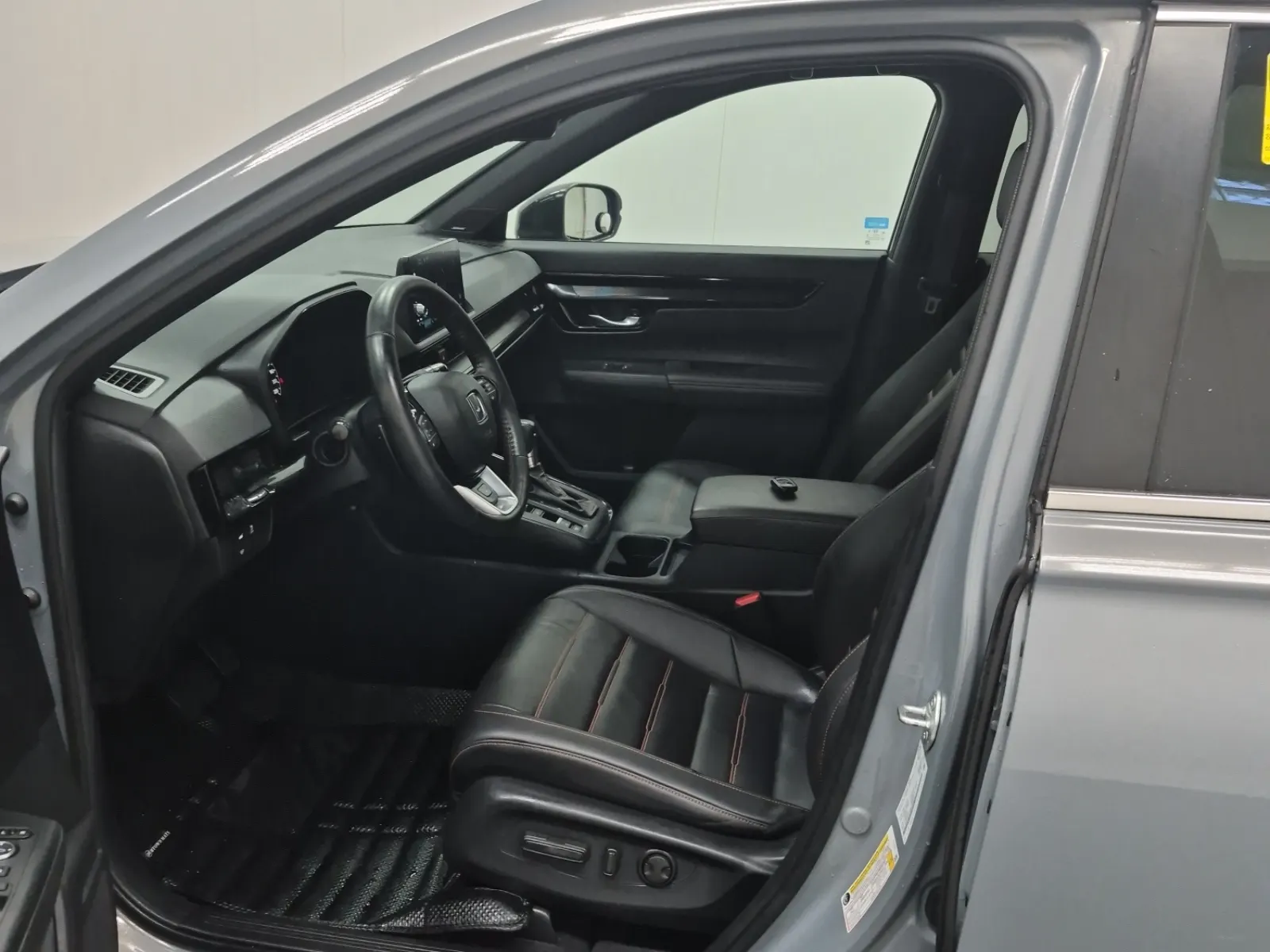 Front Interior Photo