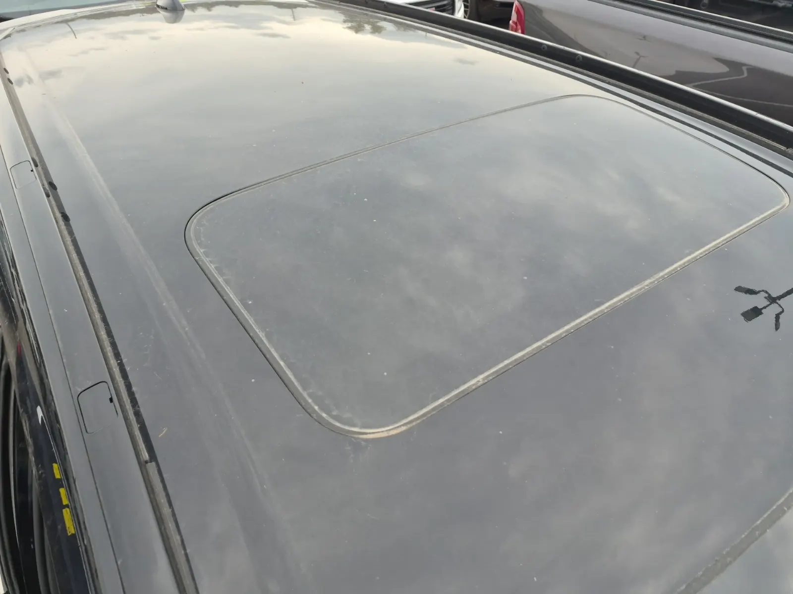 Exterior Roof Photo