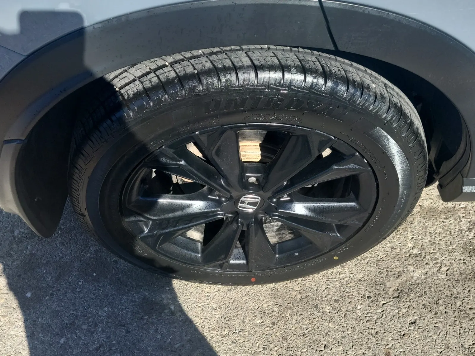 Right Rear Wheel/Tire Photo