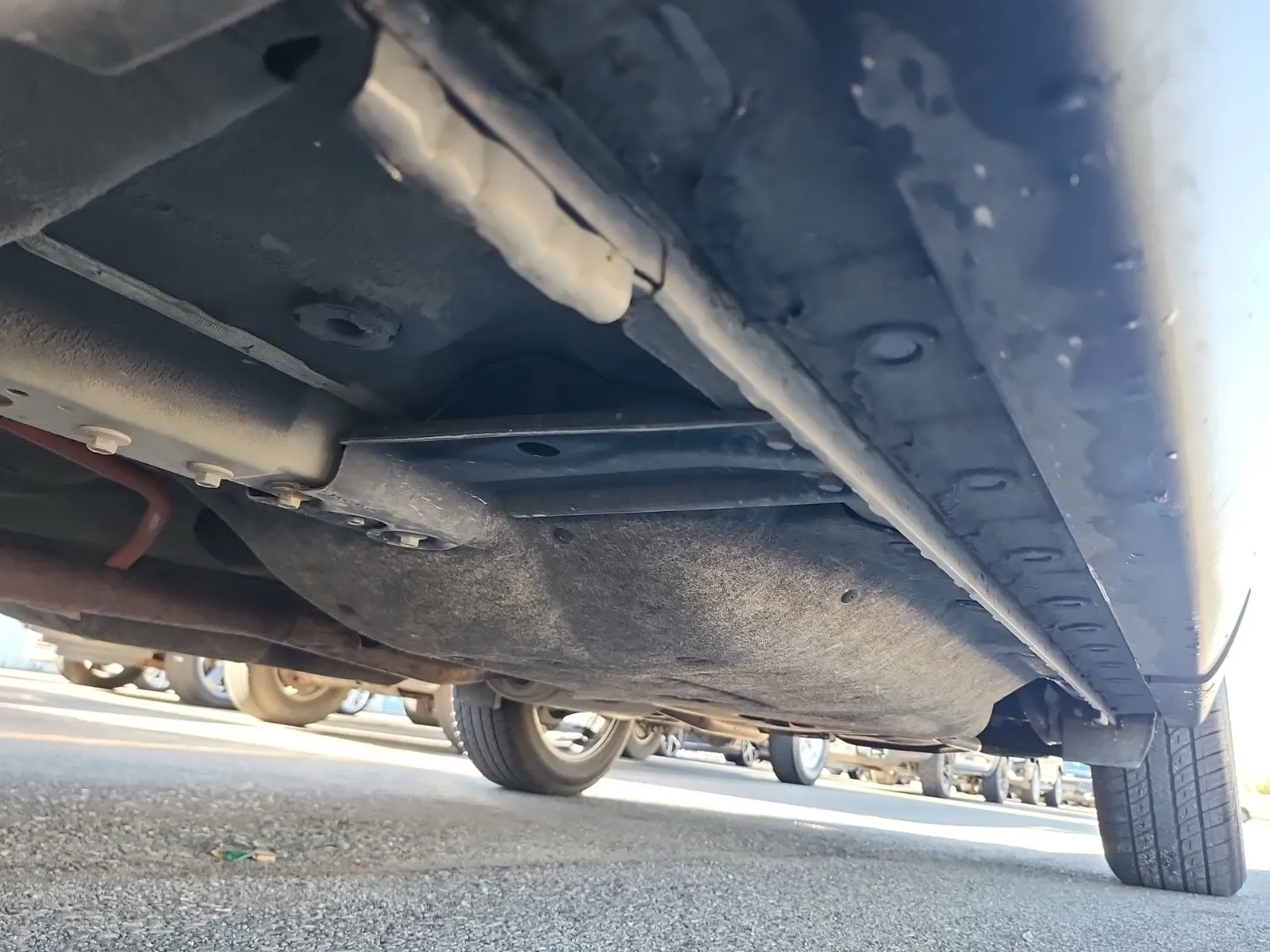 Undercarriage - Driver Photo
