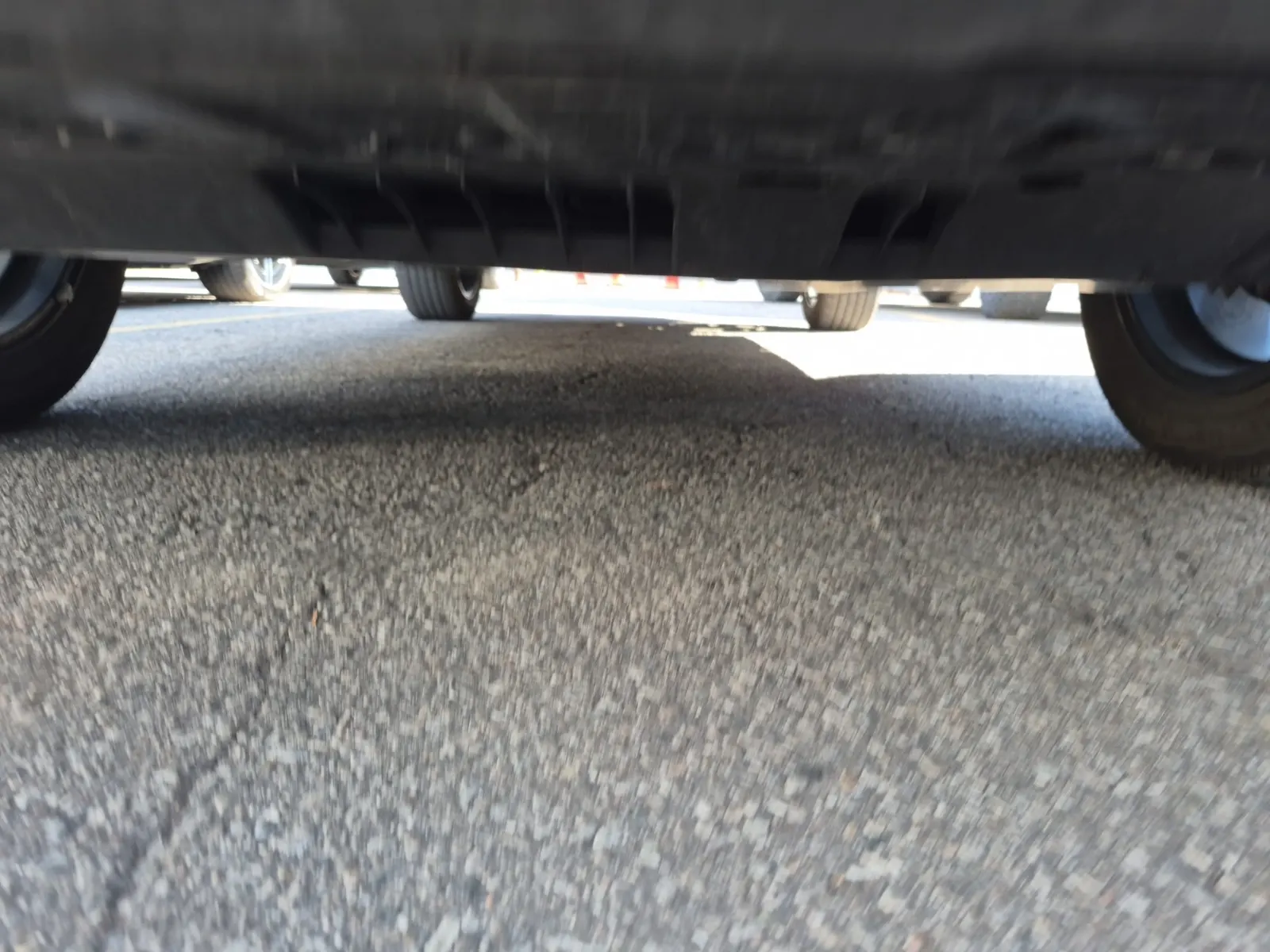 Undercarriage - Front Photo