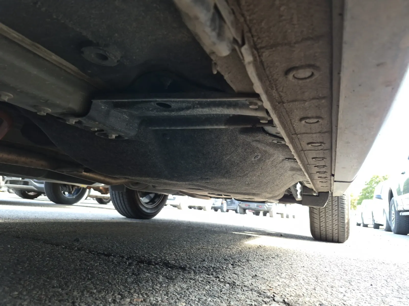 Undercarriage - Driver Photo