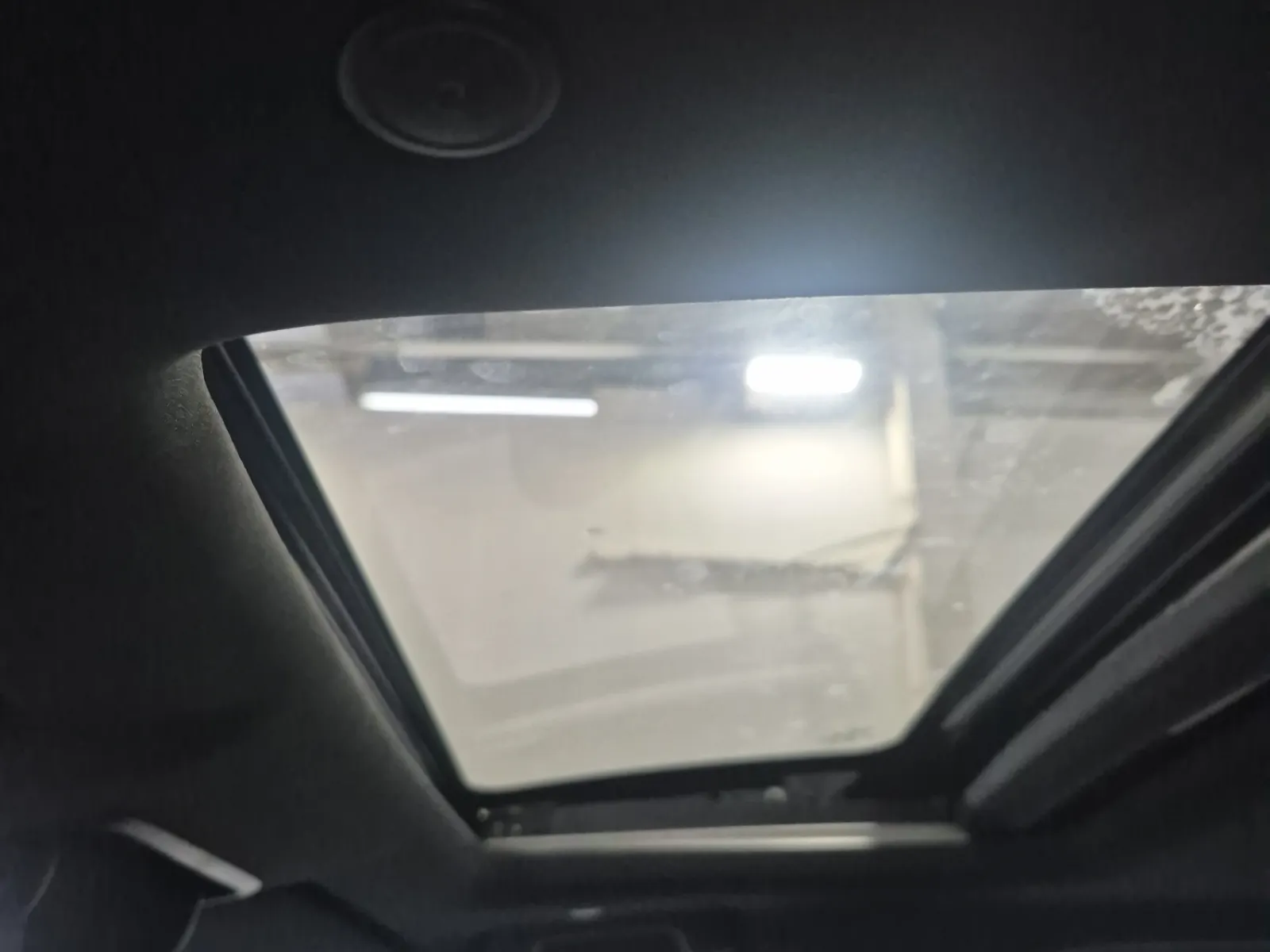 Interior Roof Photo