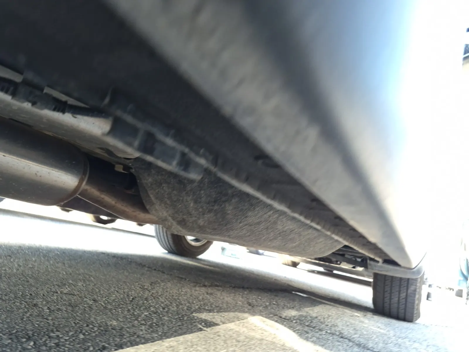 Undercarriage - Passenger Photo