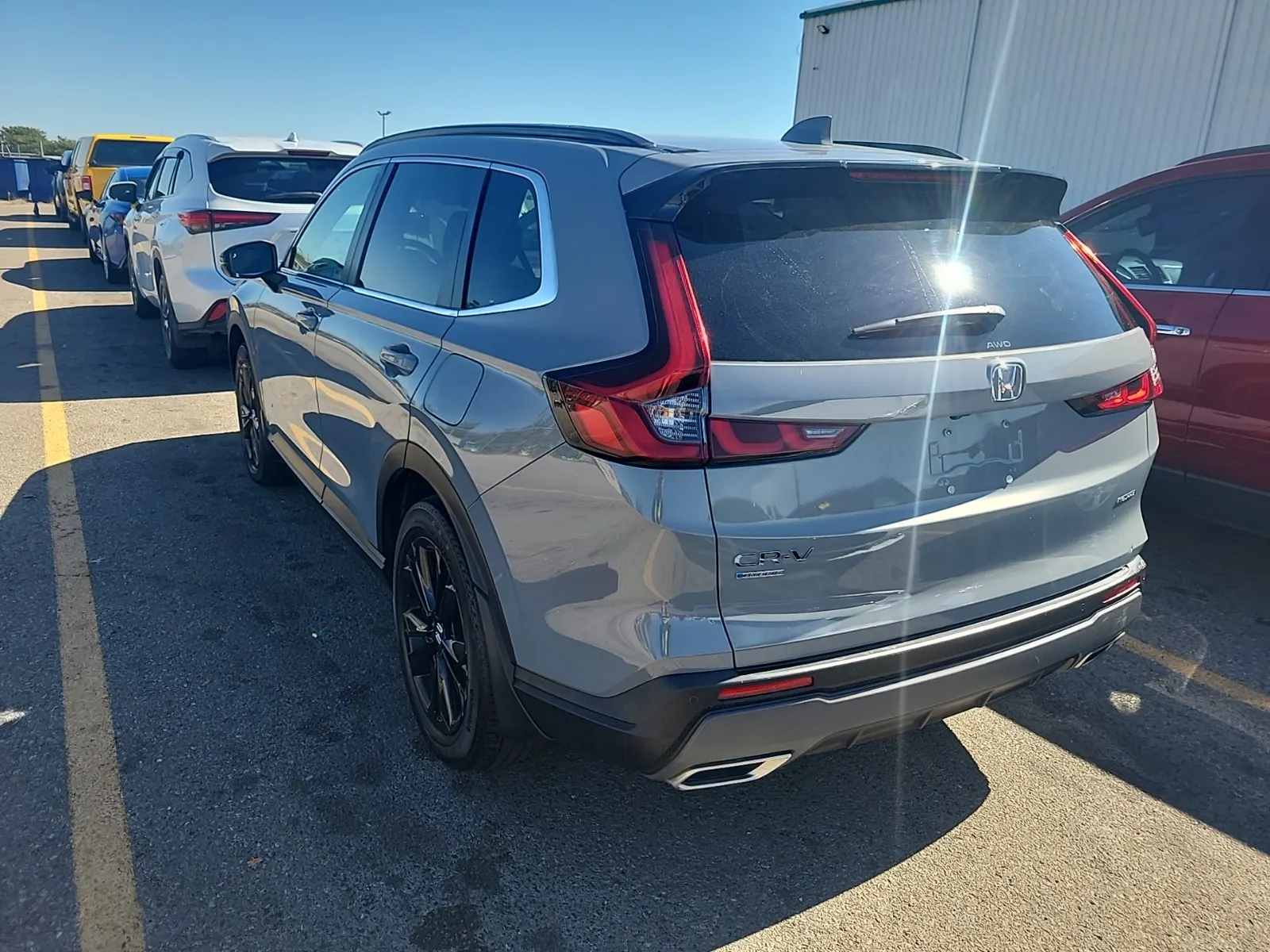 Driver Rear 3/4 Photo