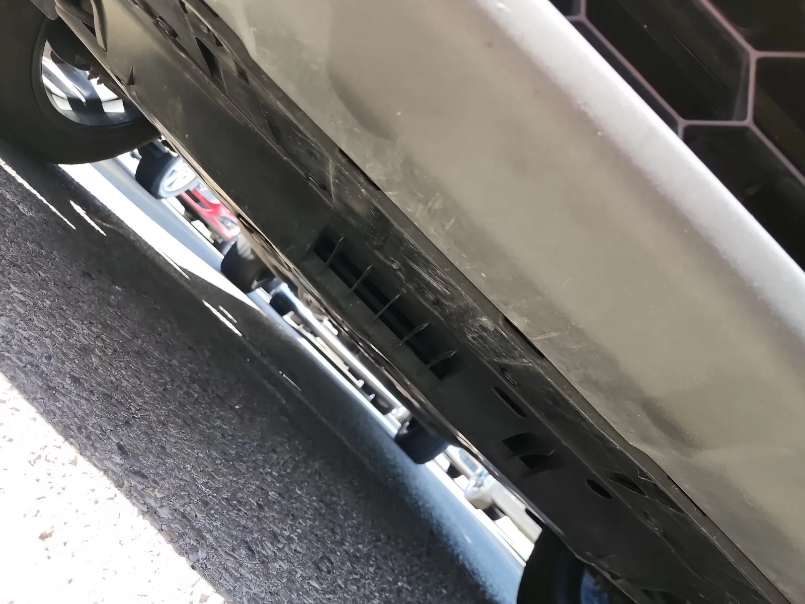 Undercarriage - Front Photo
