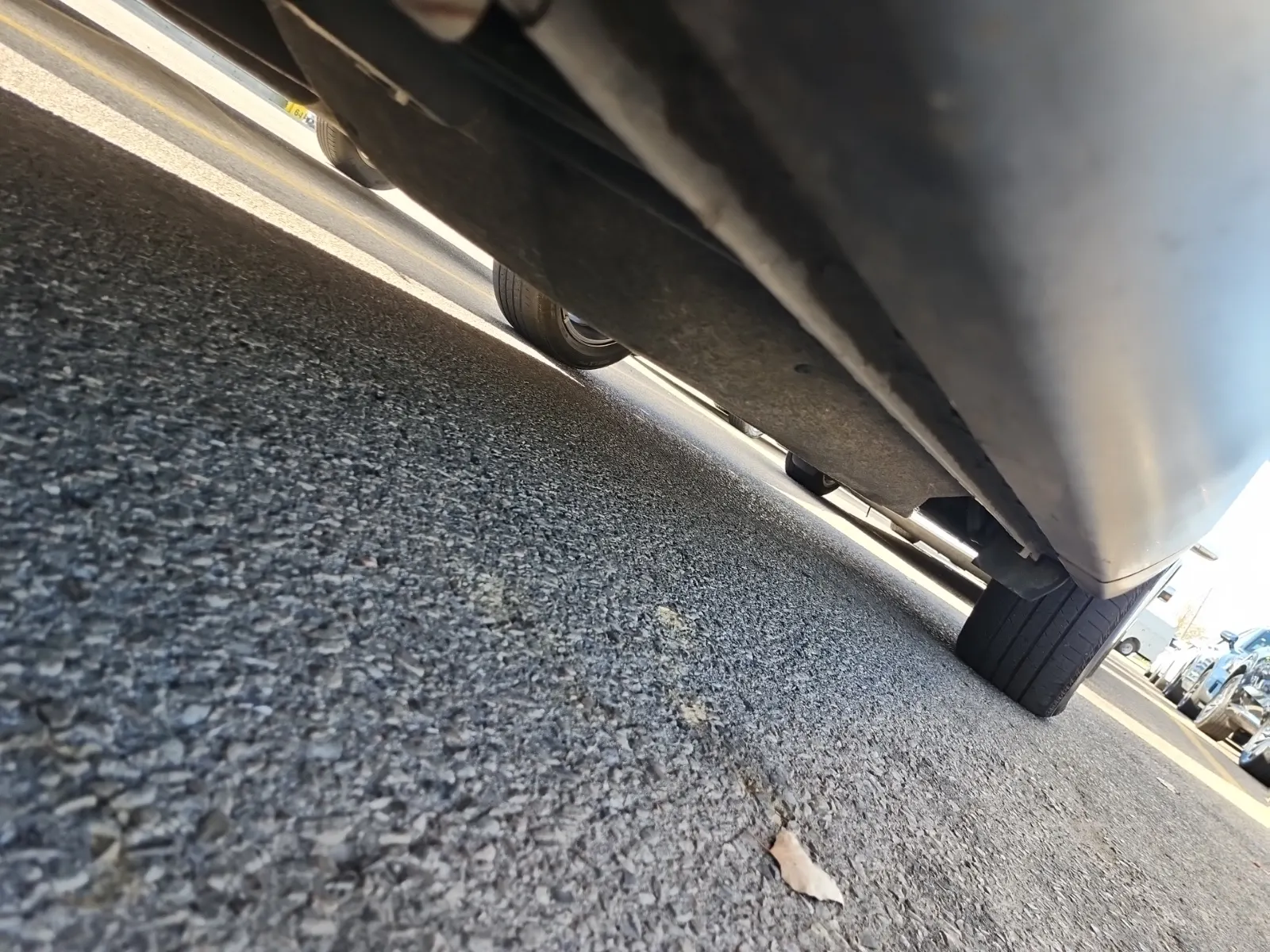 Undercarriage - Driver Photo