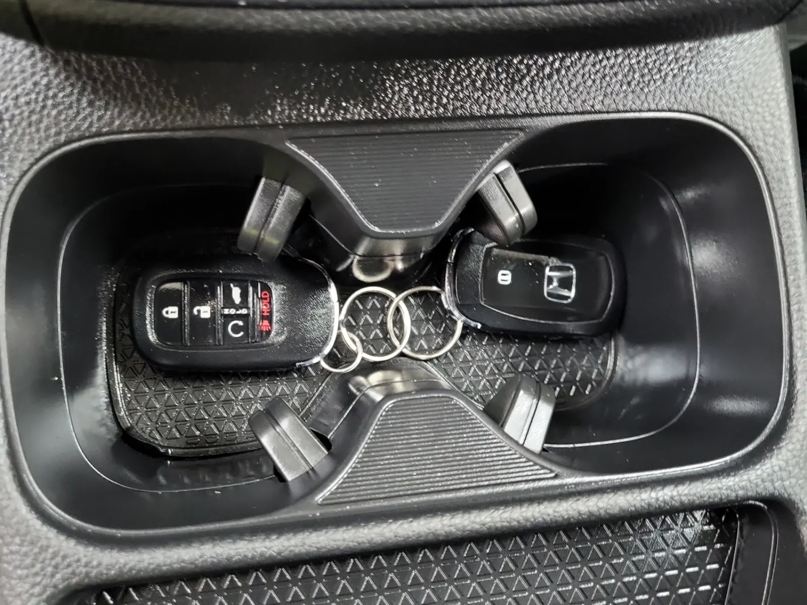 Keys/Fobs/Manual Photo