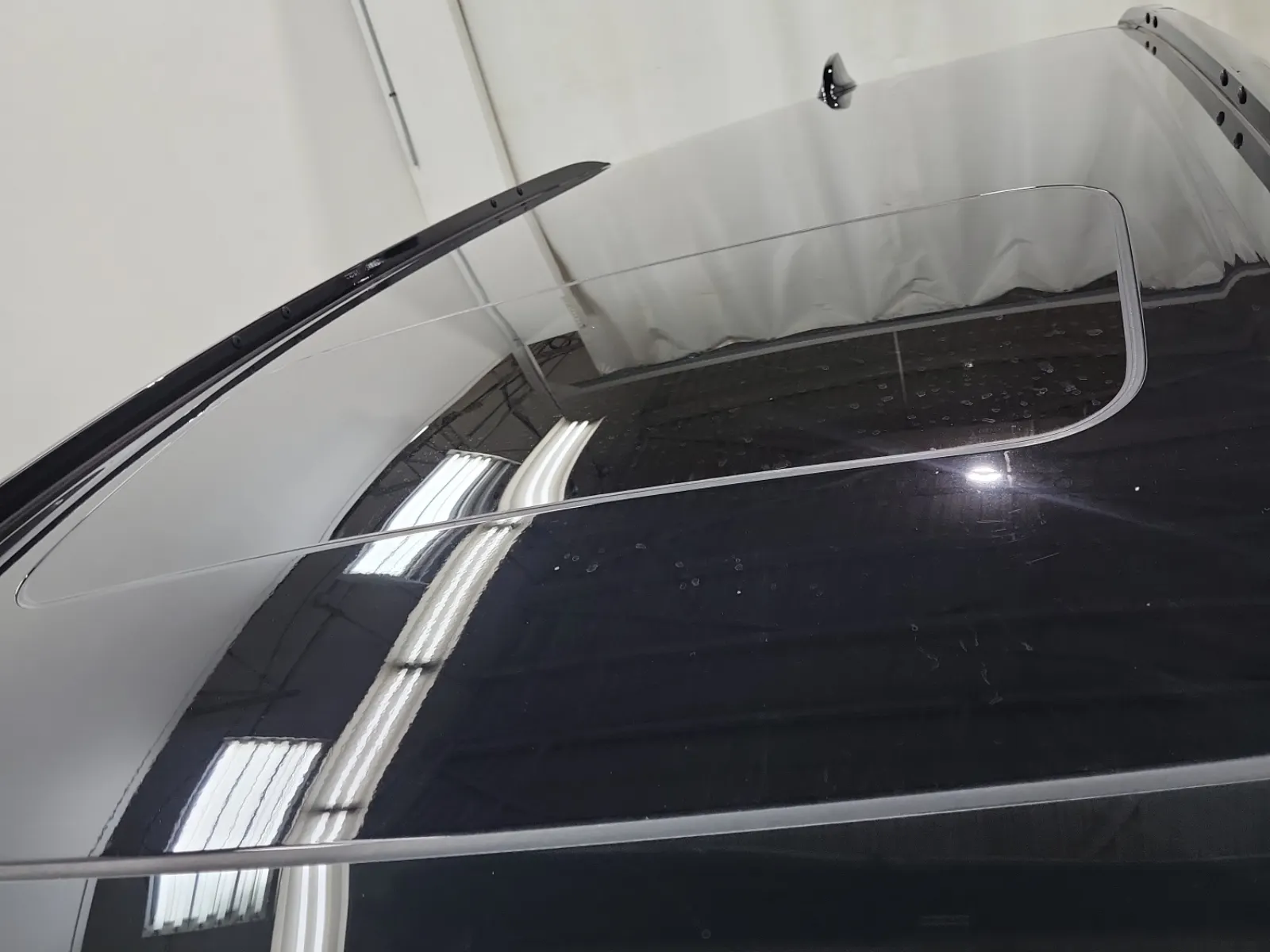 Exterior Roof Photo