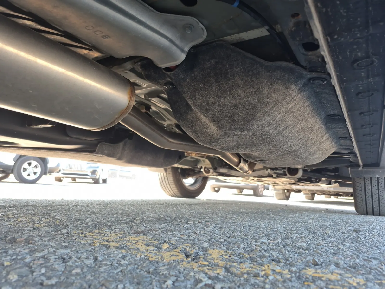 Undercarriage - Passenger Photo