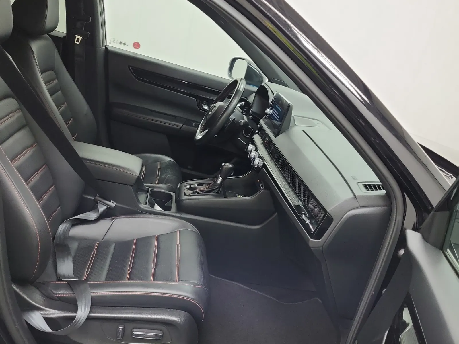 Right Side Interior Photo