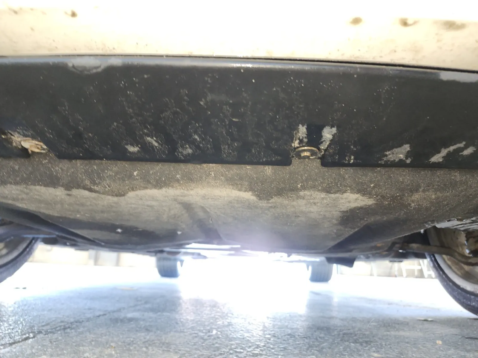 Undercarriage - Front Photo