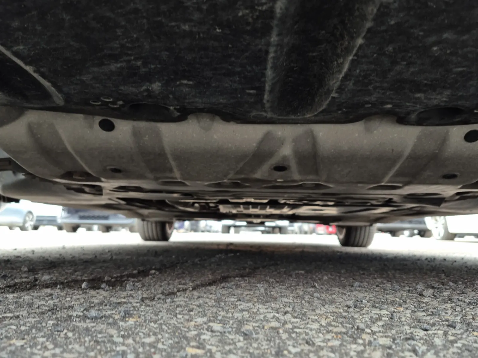Undercarriage - Front Photo