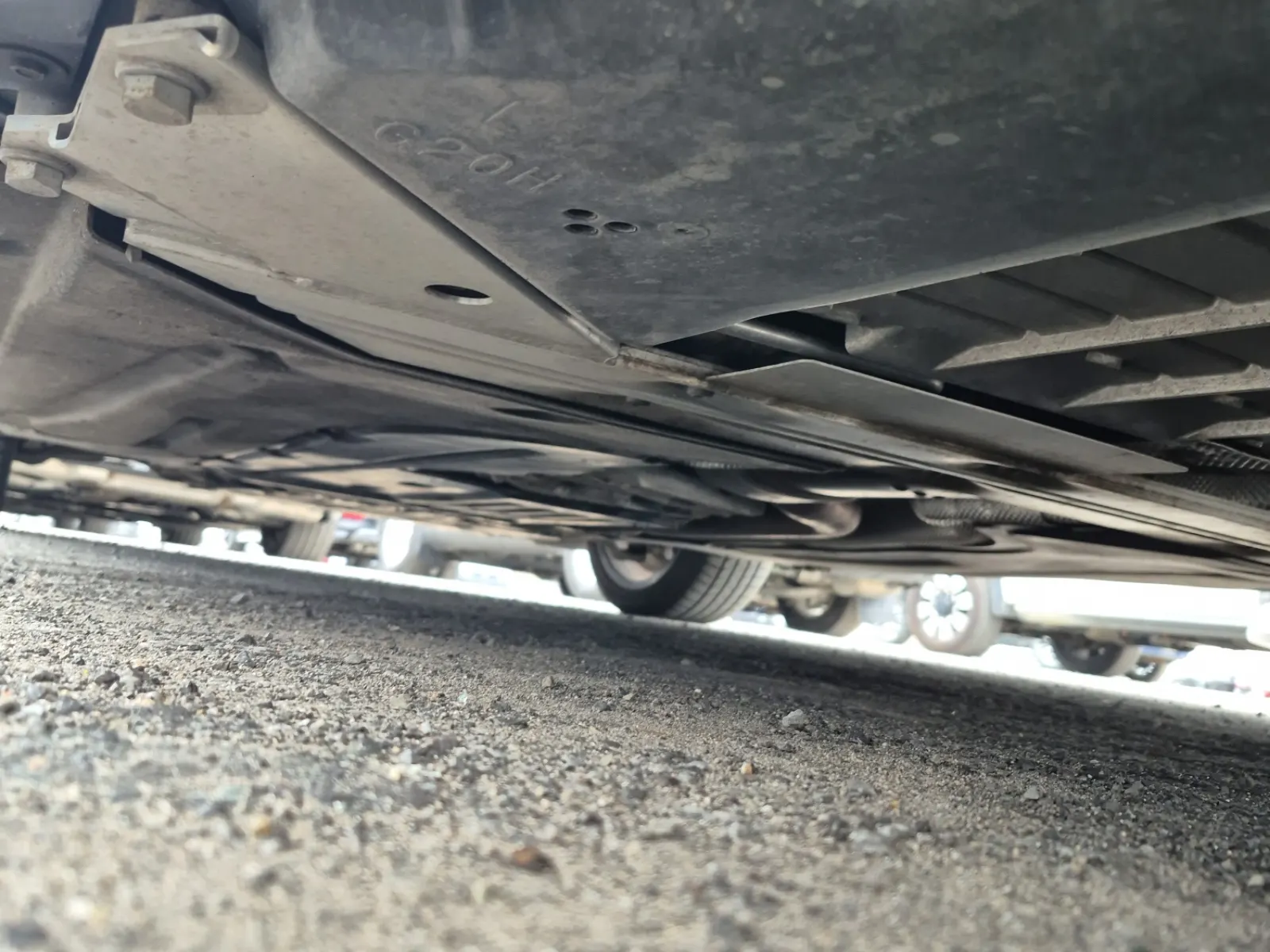 Undercarriage - Driver Photo