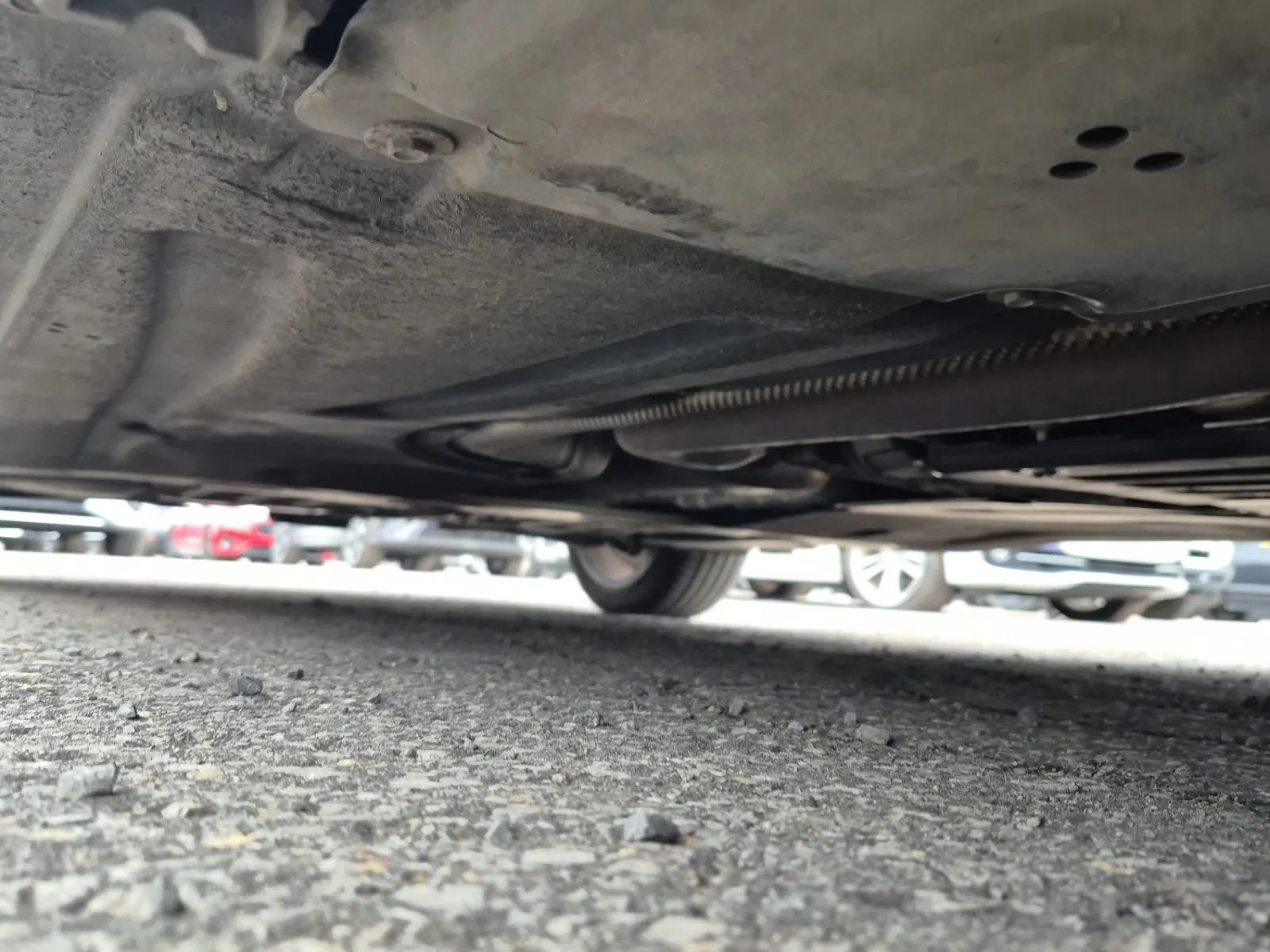 Undercarriage - Passenger Photo