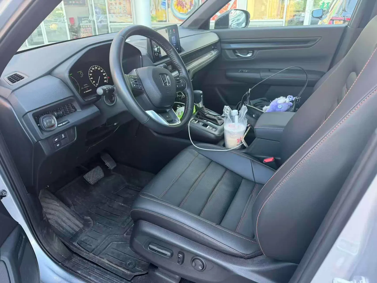 Interior driver side