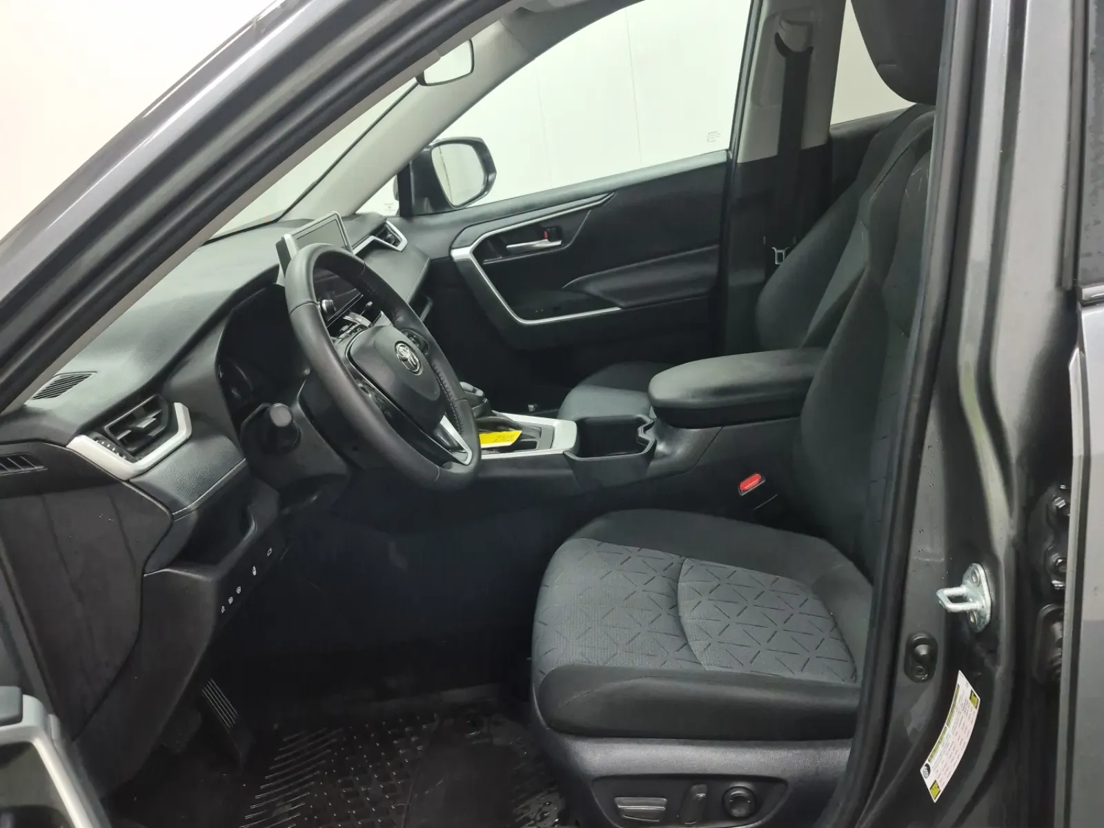 Front Interior Photo