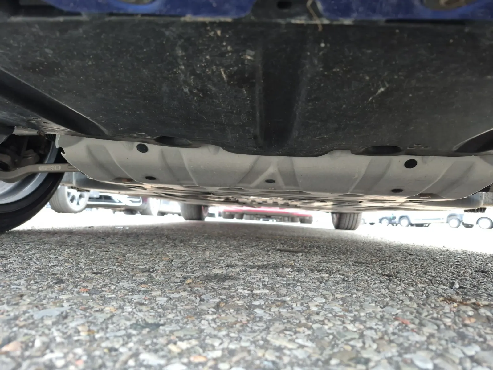 Undercarriage - Front Photo