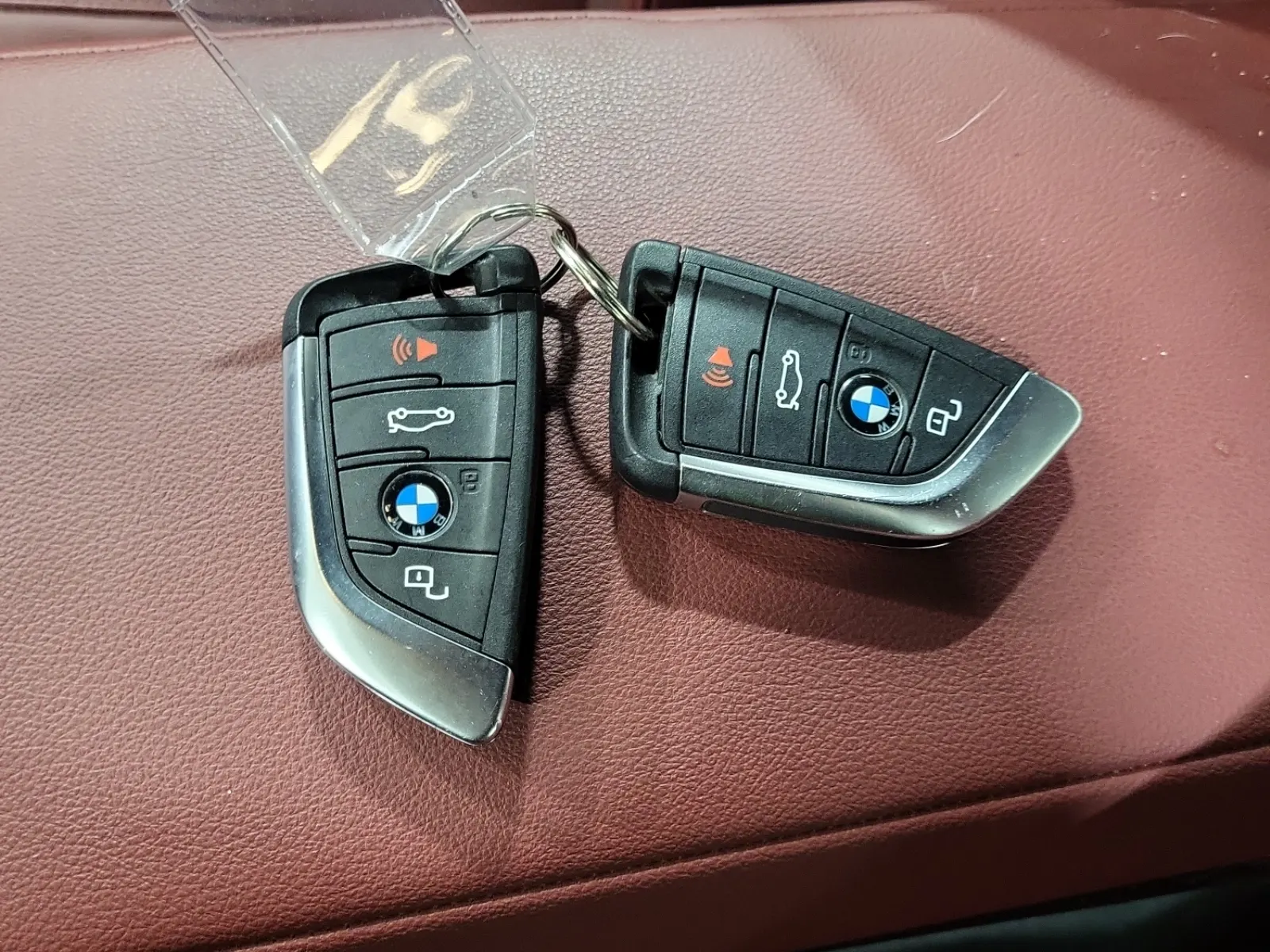 Keys/Fobs/Manual Photo