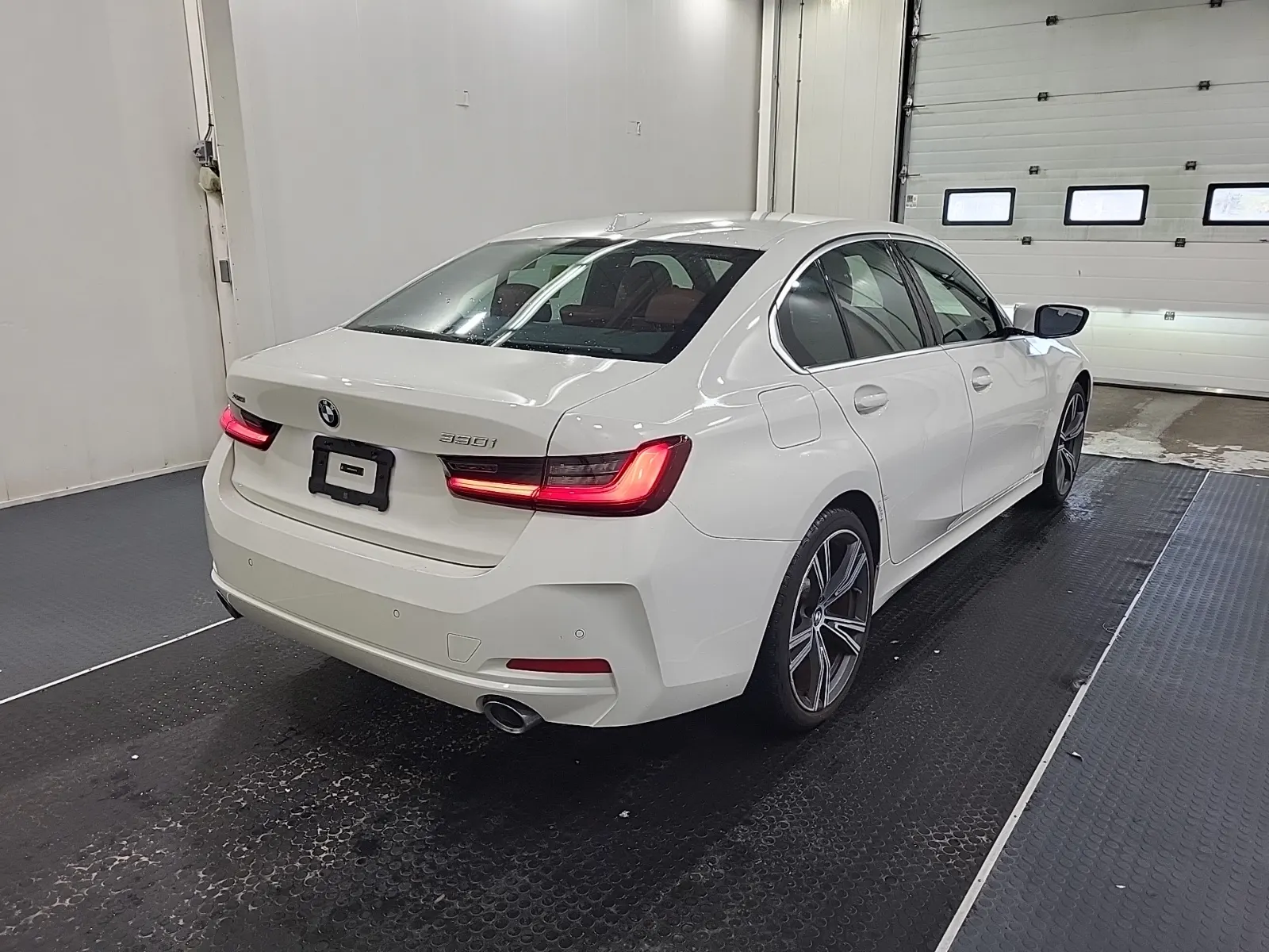 Passenger Rear 3/4 Photo