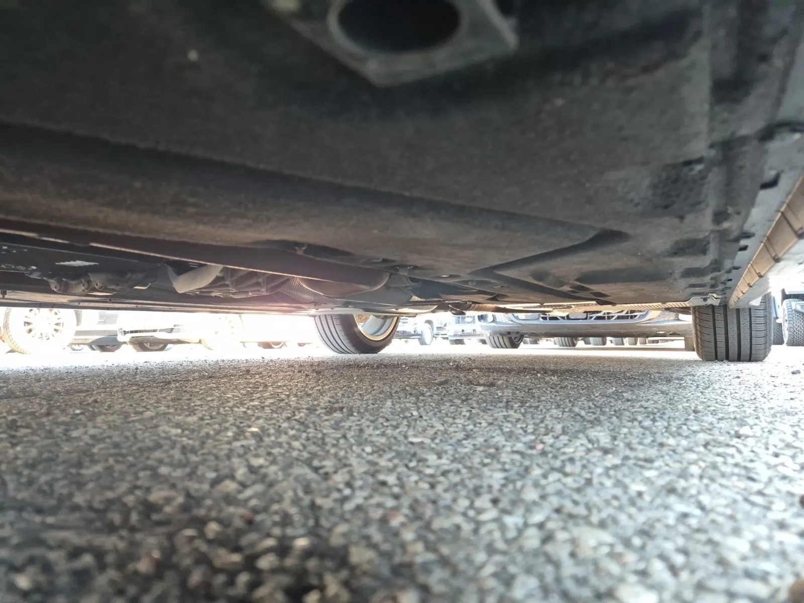 Undercarriage - Driver Photo
