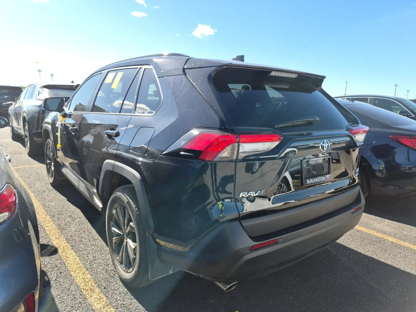 Driver Rear 3/4 Photo