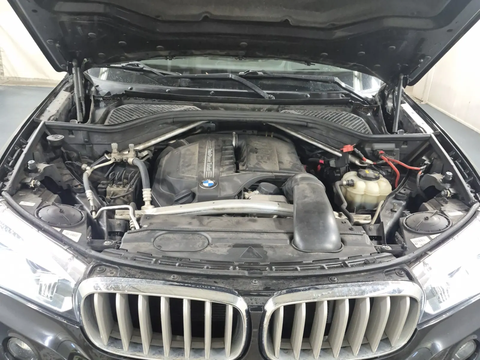 Engine Photo