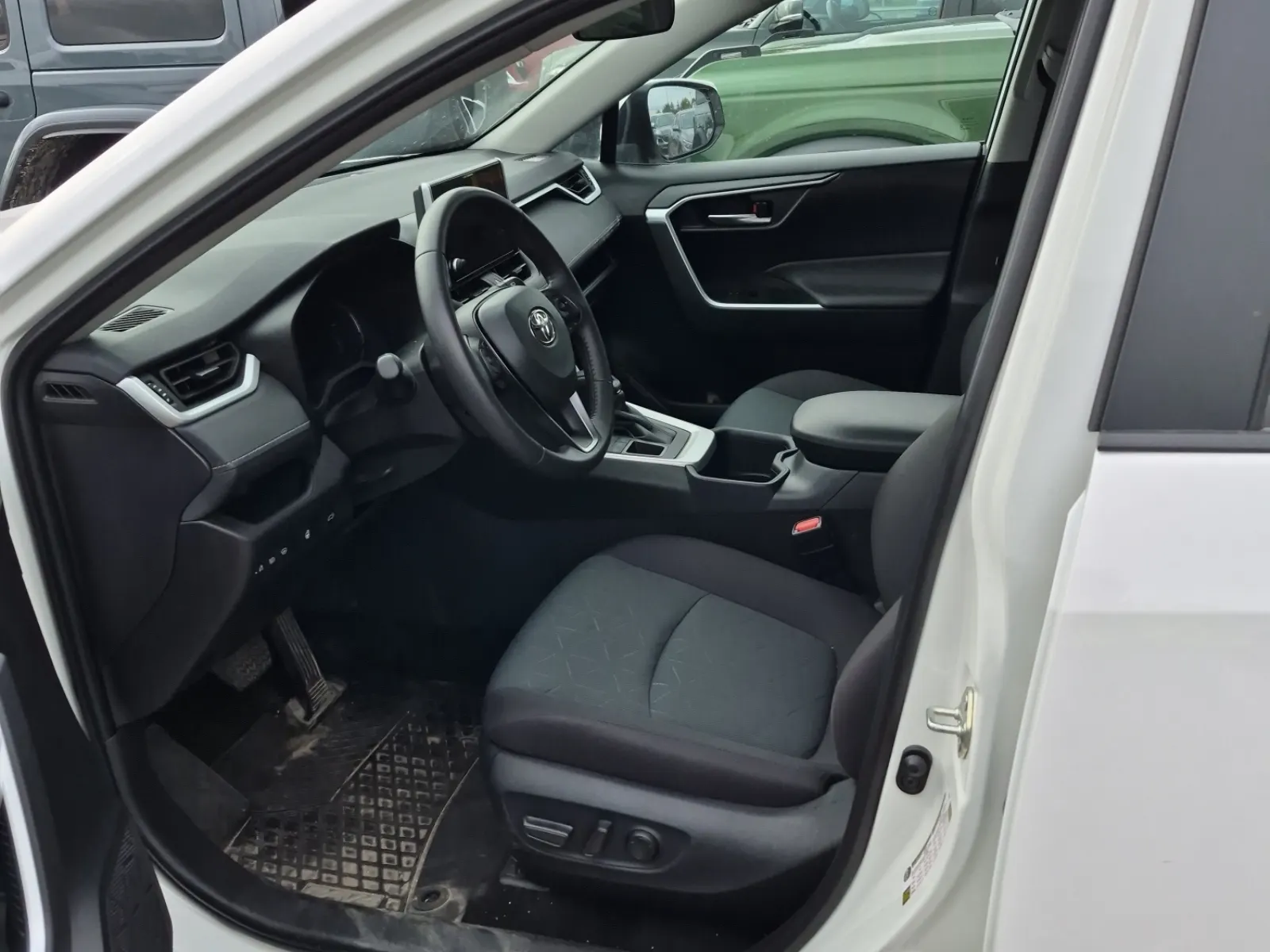 Front Interior Photo