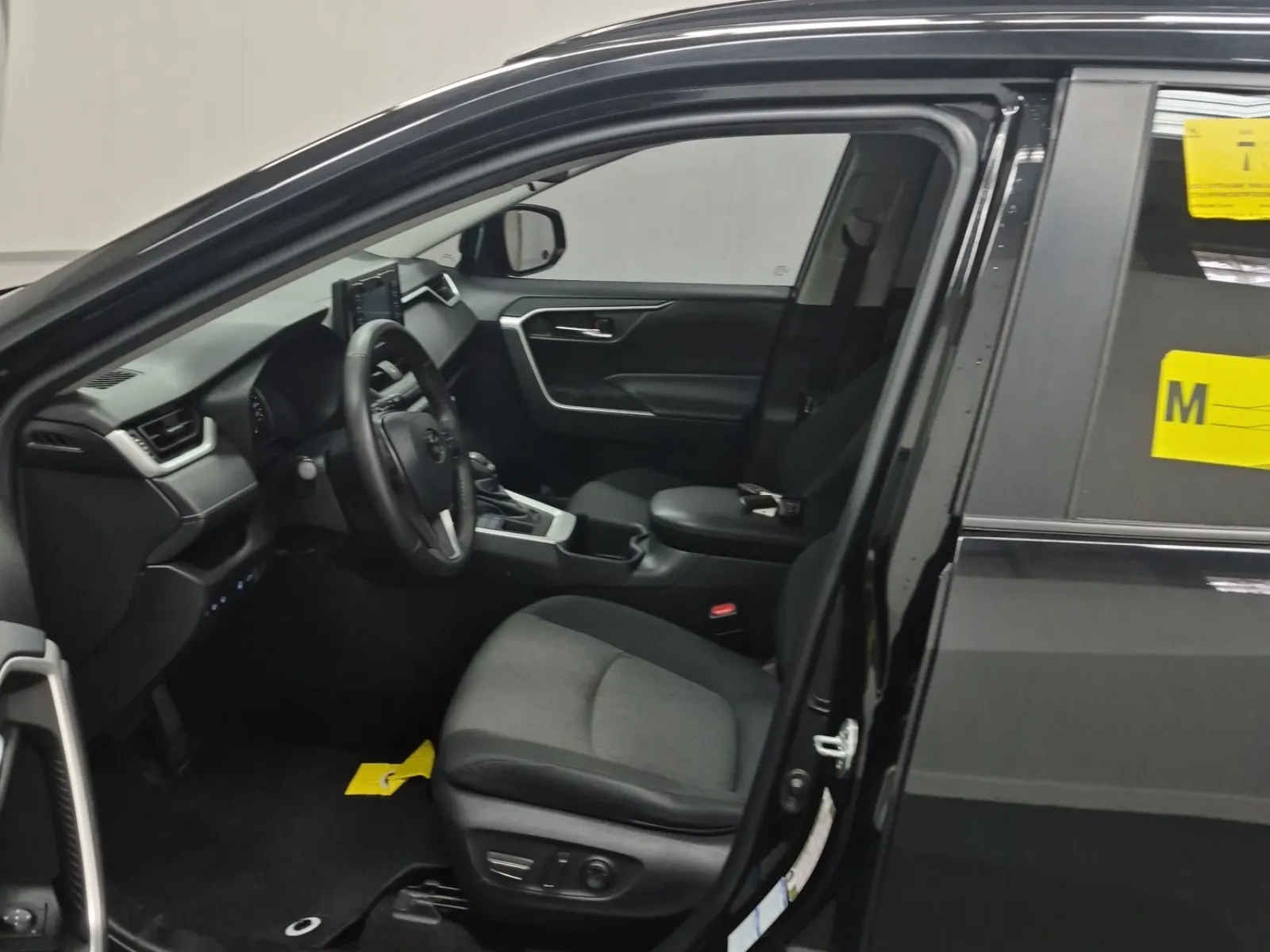 Front Interior Photo