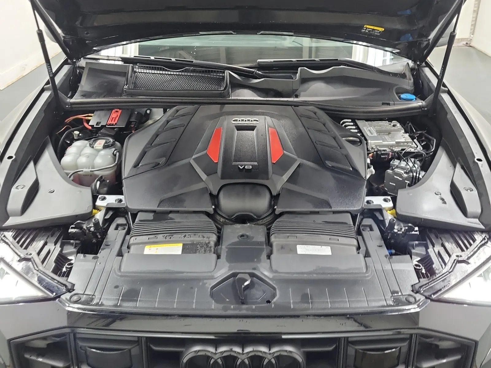 Engine Photo