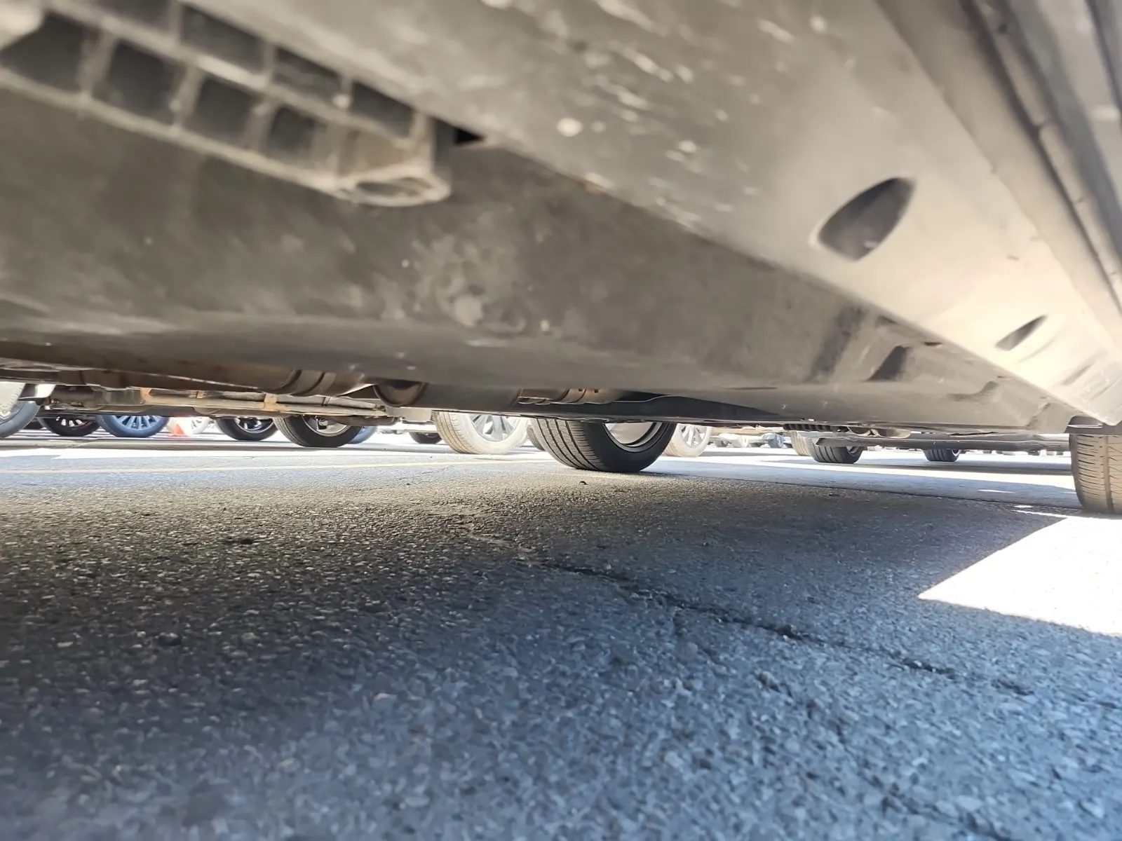 Undercarriage - Driver Photo