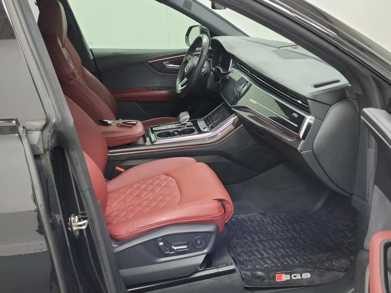 Right Side Interior Photo