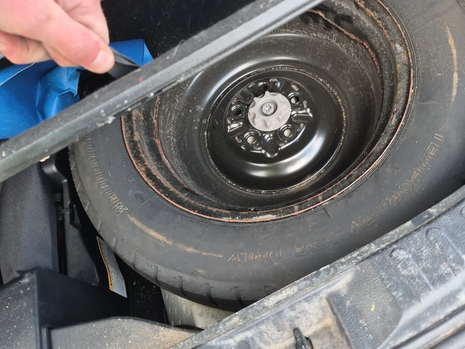 Spare Tire & Wheel Photo