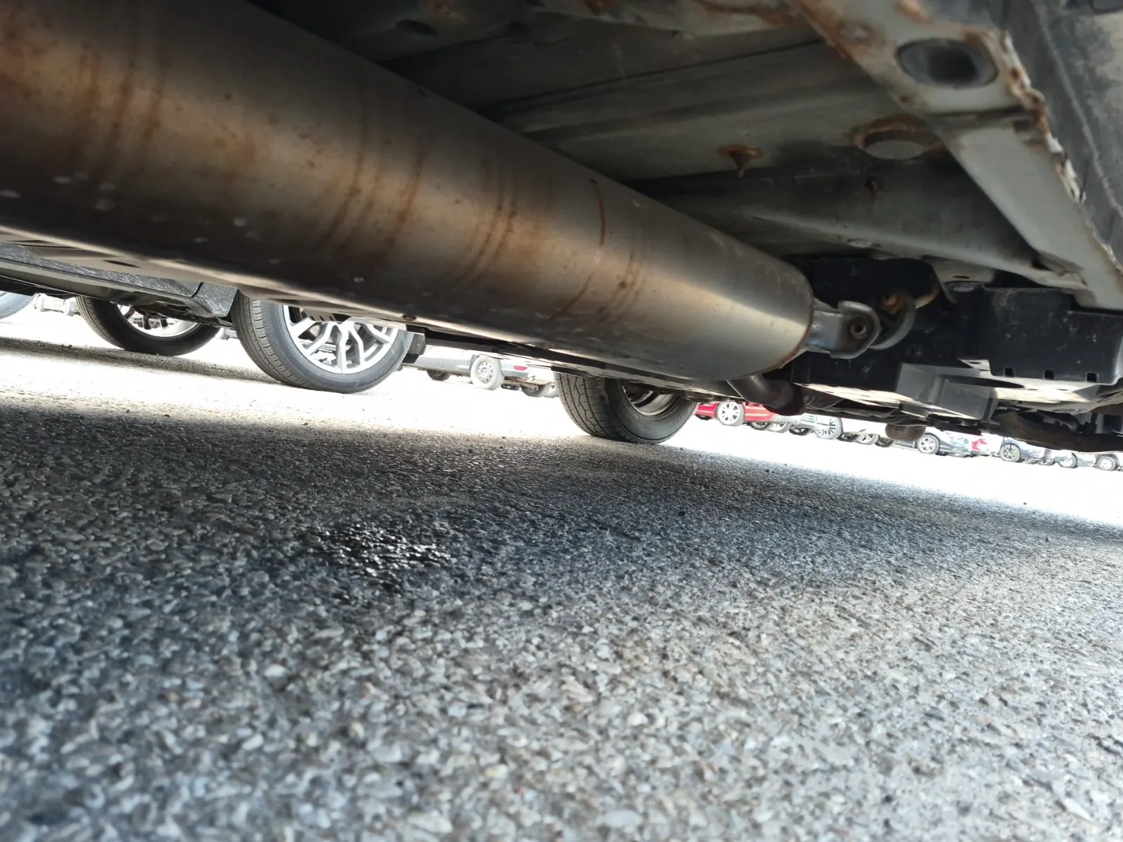 Undercarriage - Passenger Photo