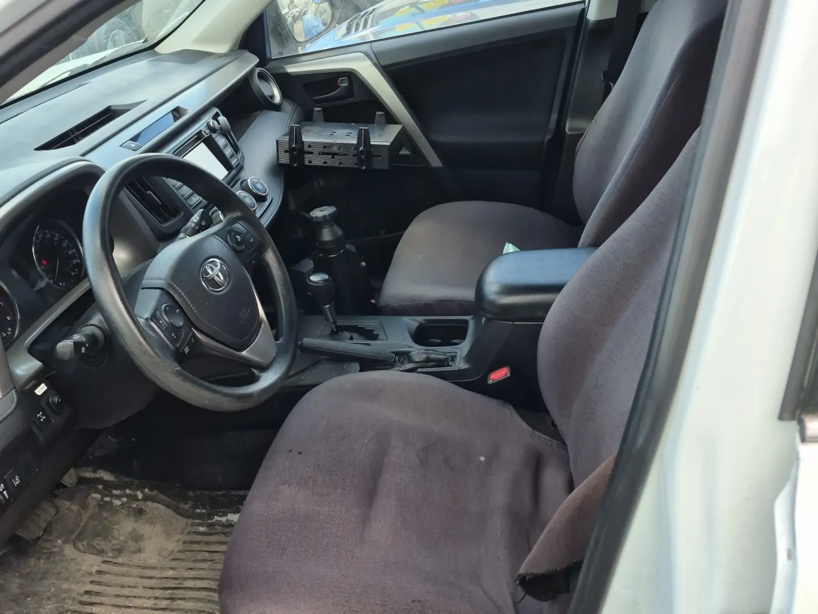 Front Interior Photo