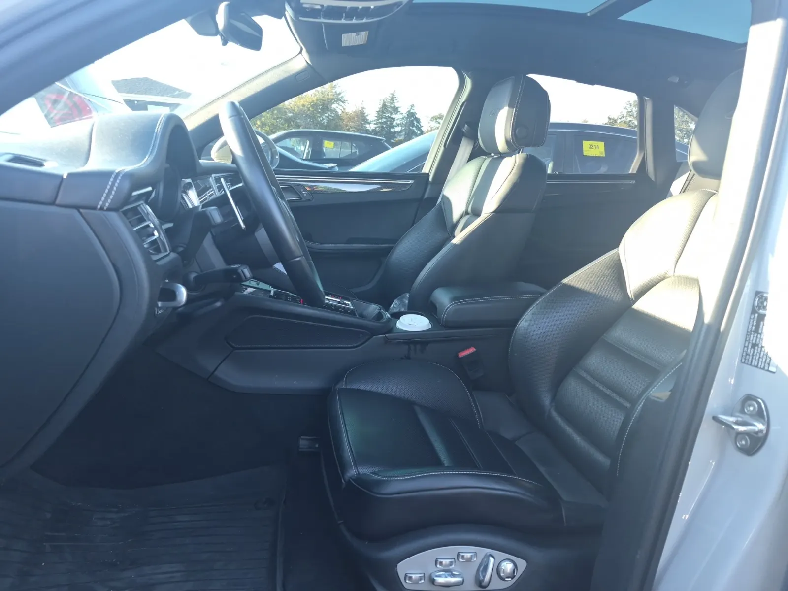 Front Interior Photo