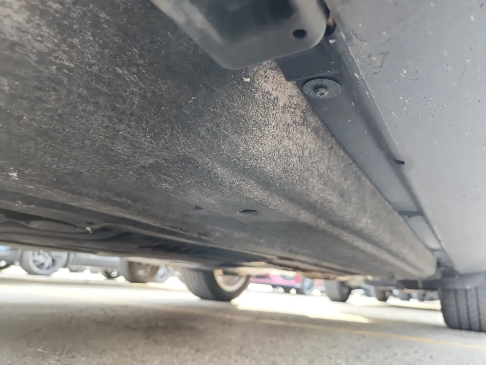 Undercarriage - Driver Photo