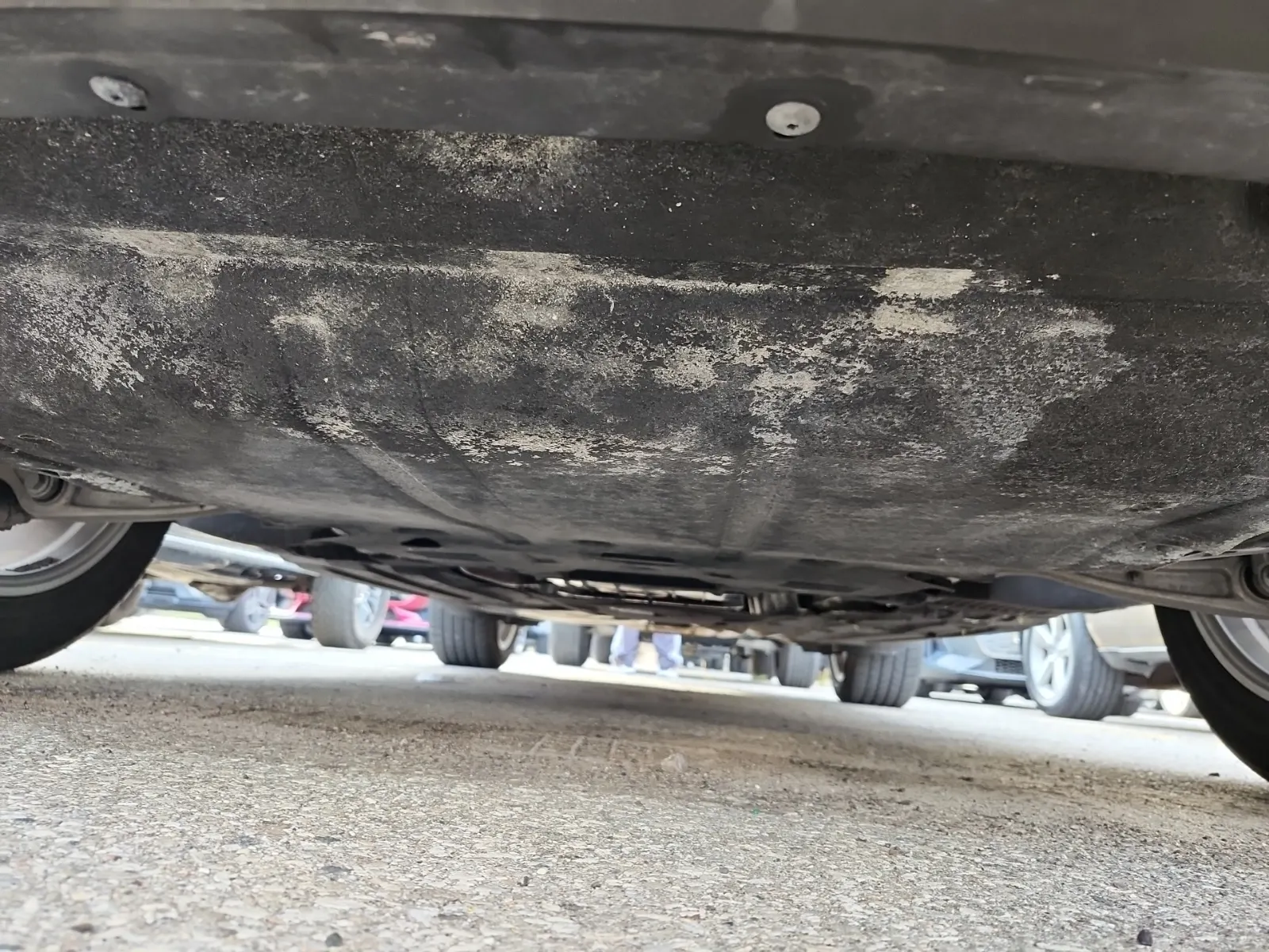 Undercarriage - Front Photo