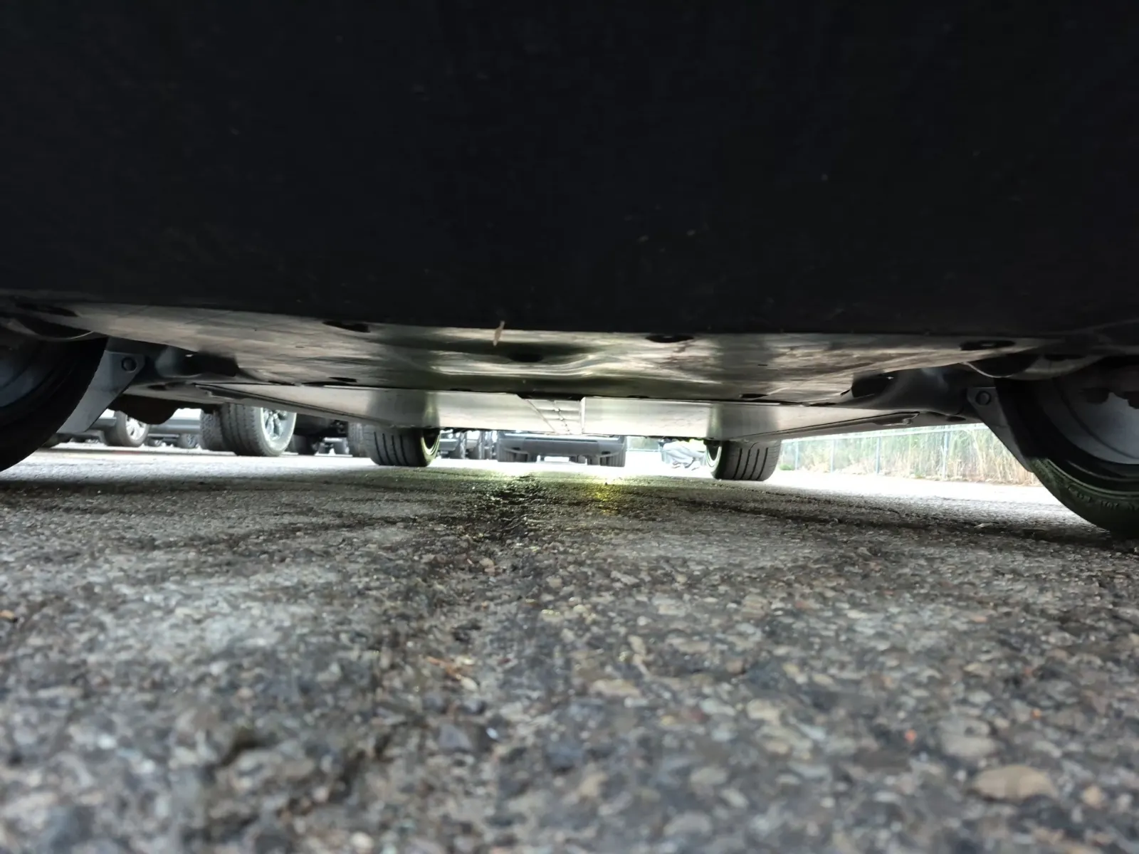 Undercarriage - Front Photo