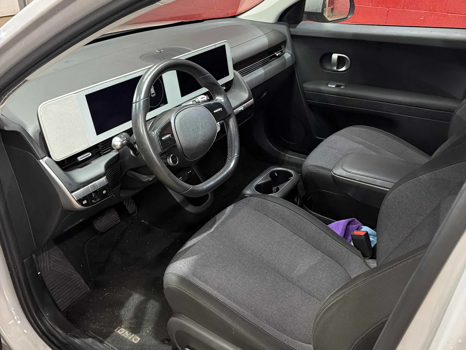 Interior driver side