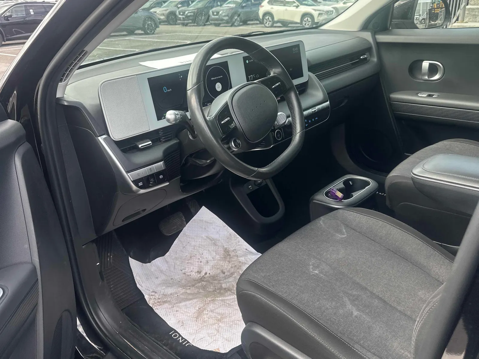 Interior driver side