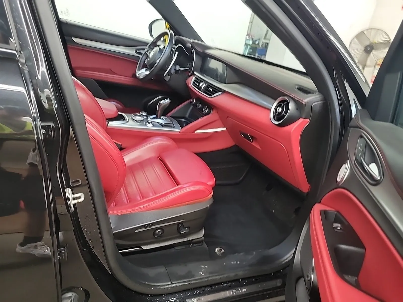 Right Side Interior Photo