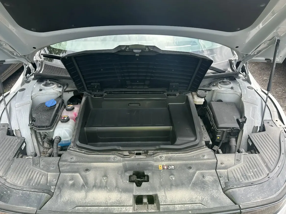 Engine Photo