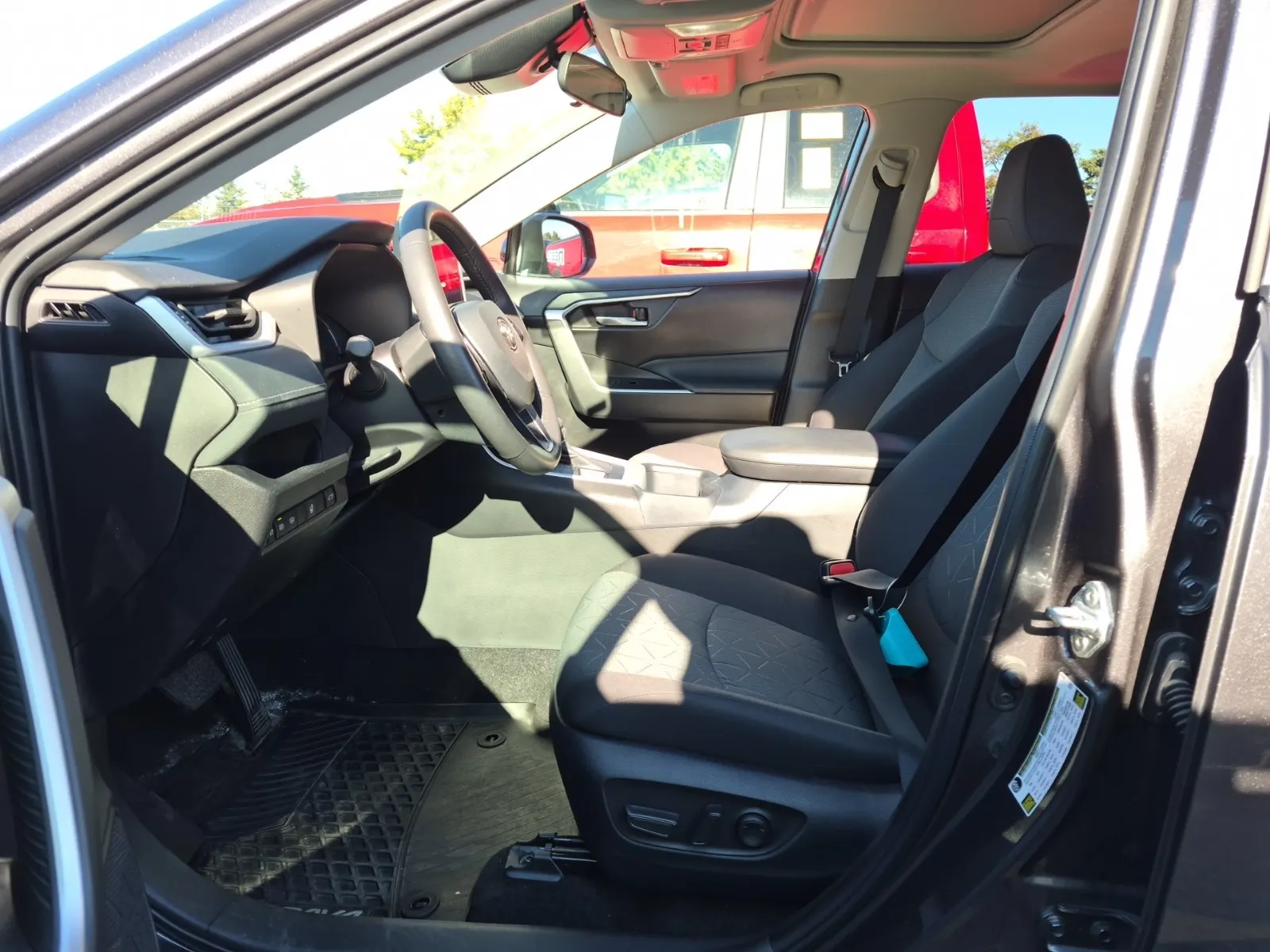 Front Interior Photo