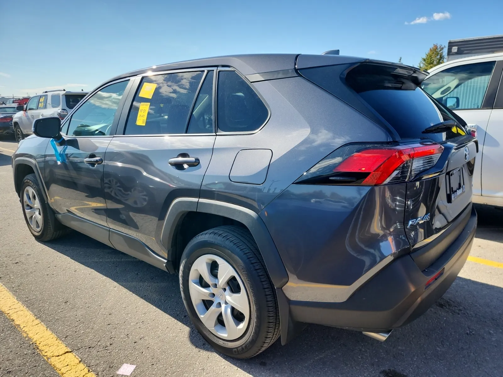 Driver Rear 3/4 Photo