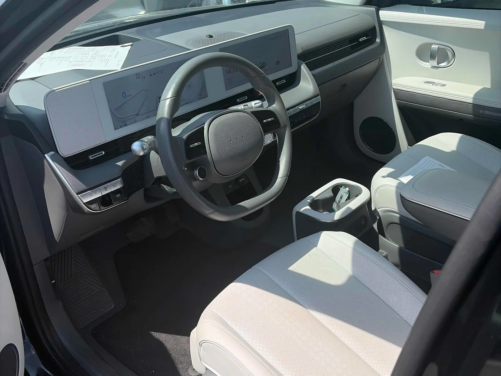 Interior driver side