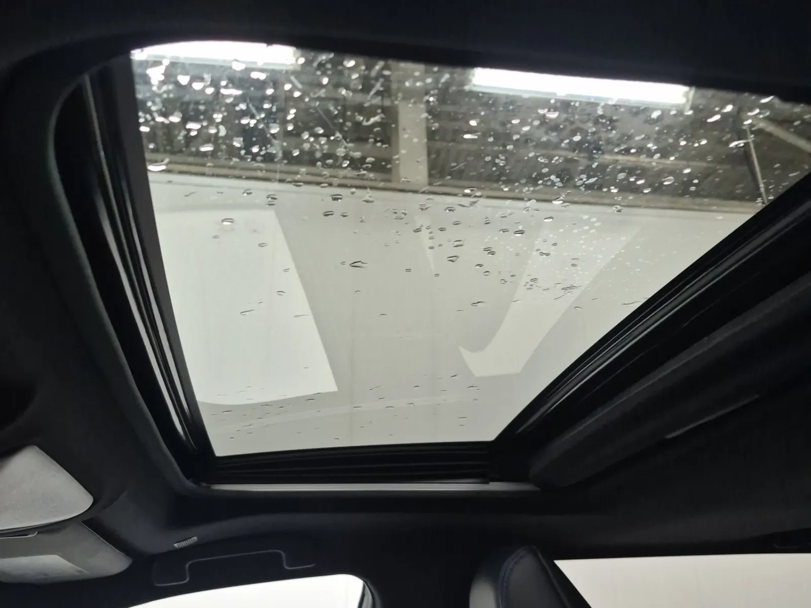 Interior Roof Photo